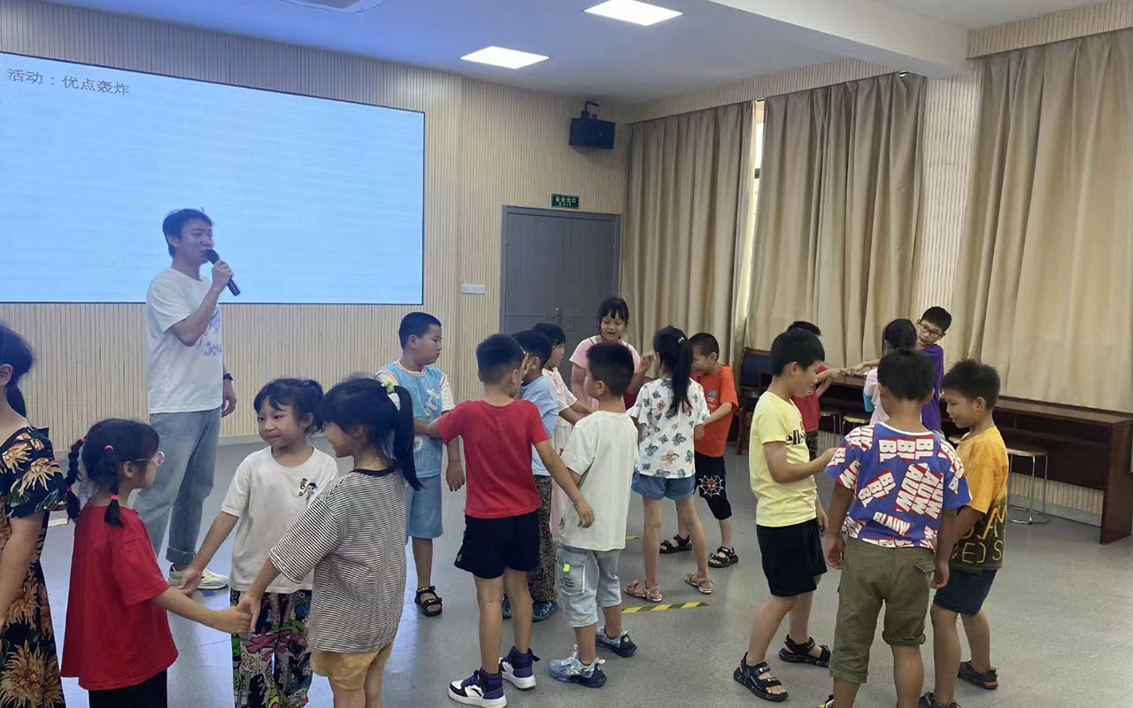 玉树龙观乡中心学校